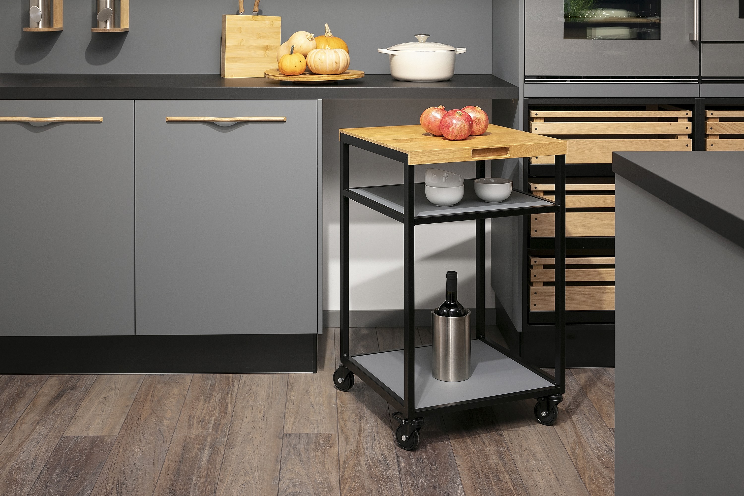 Ballerina_Mattgrau_Resopal-PRO_bewegliches-Regalmöbel