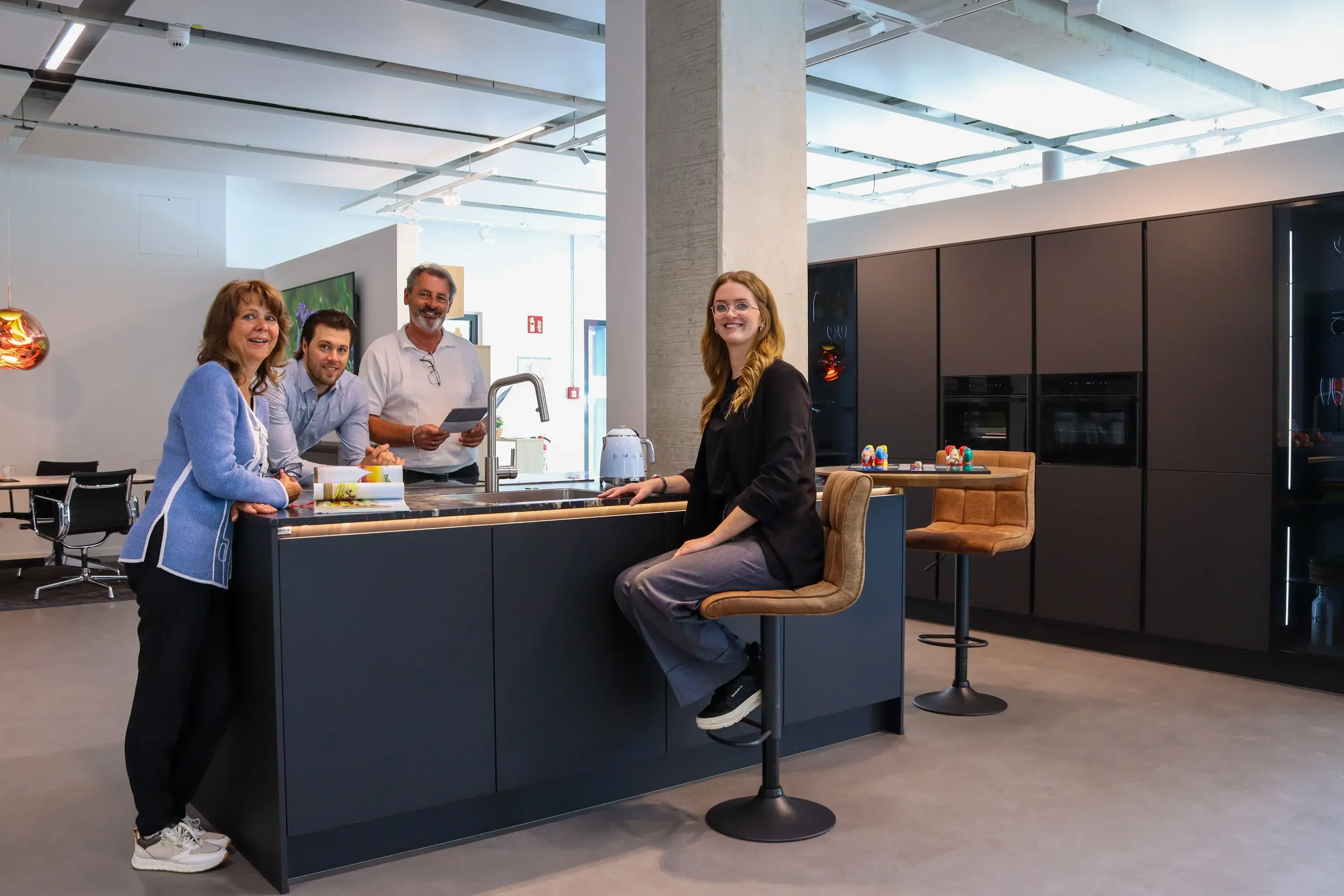 Grünwald Küchen Design, Teambild, Petra Grünwald, Bernhard Grünwald, Yara Grünwald, Daniel Grünwald